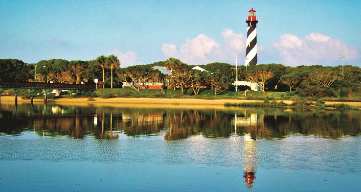 At the St Augustine Lighthouse & Maritime Museum you can climb the tower, explore in the museum..