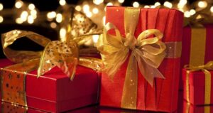 Shop local during the Holly Jolly Shopping Spree